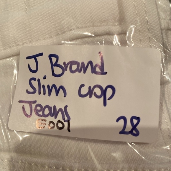 J Brand White Slim Straight Cropped Jeans Size 28 Discontinued Brand

E001 - Picture 8 of 8